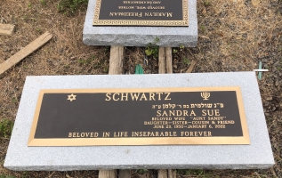Headstone 15